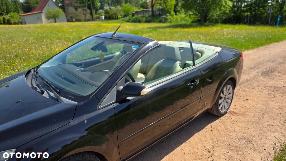 Ford Focus 2.0 Titanium - 1