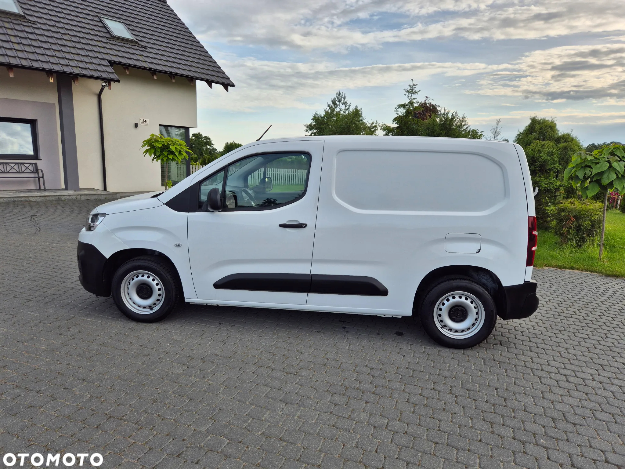 Citroën BERLINGO - 26