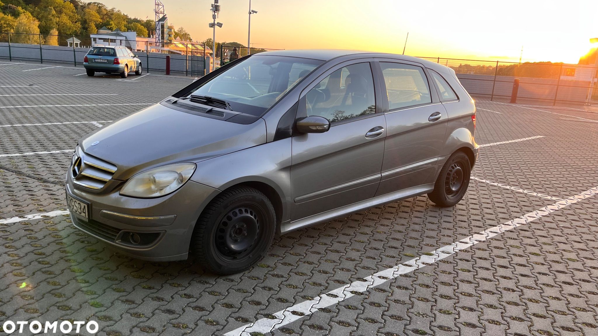 Mercedes-Benz Klasa B 180 CDI - 1
