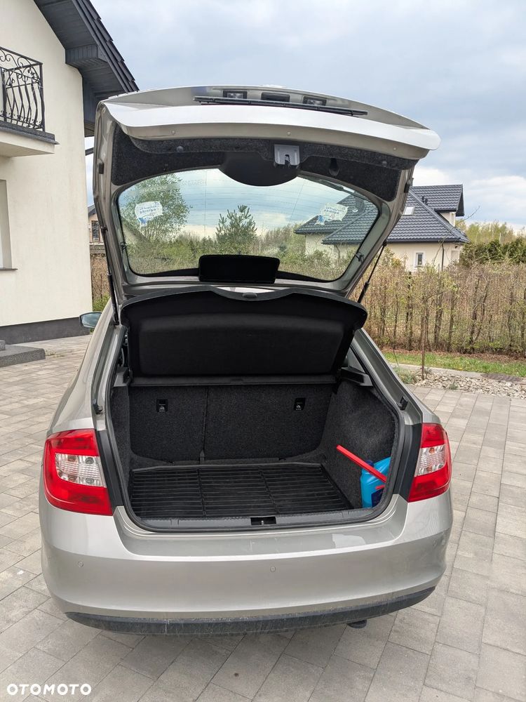 Skoda RAPID 1.2 TSI Ambition - 6