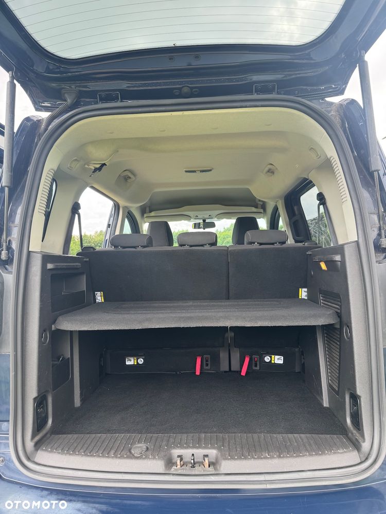 Ford Tourneo Courier - 5