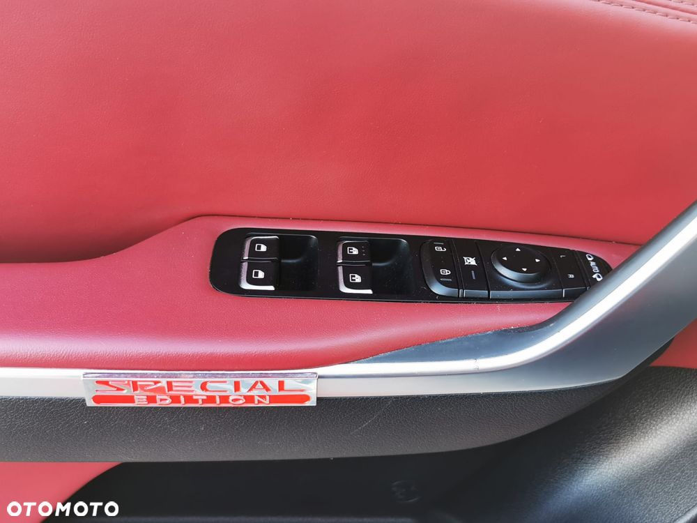 Kia Stinger - 31