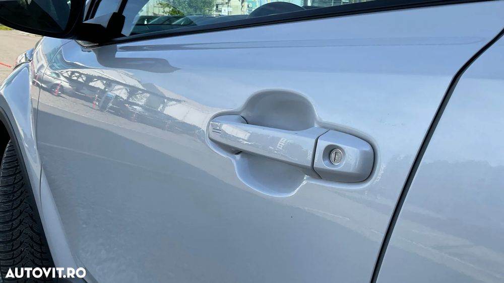 Toyota C-HR 1.8 HSD 122 CP 4x2 CVT Core - 12