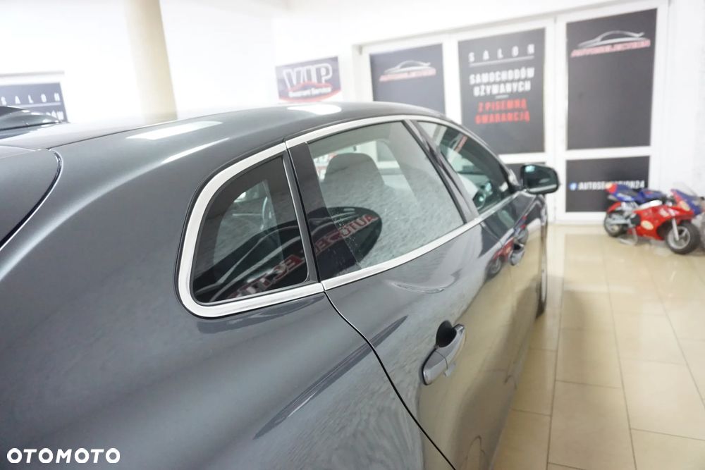 Volvo V40 D3 Geartronic Kinetic - 17