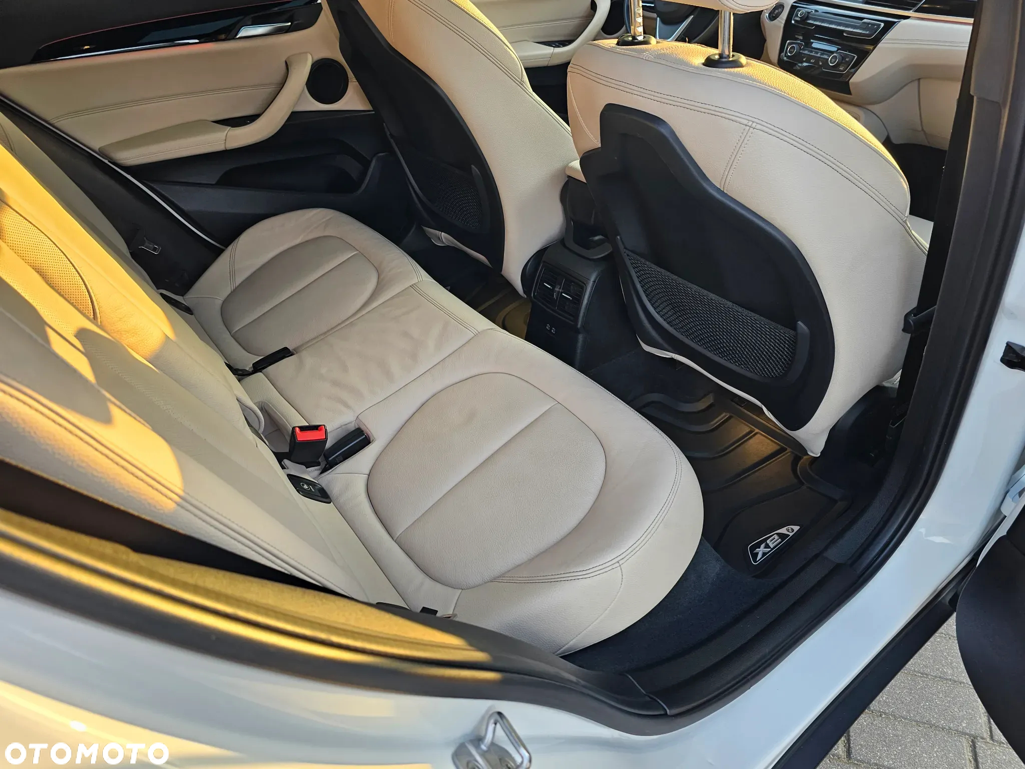 BMW X2 - 16