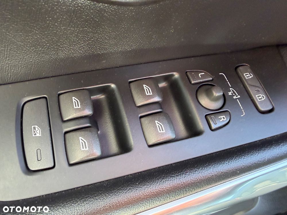 Volvo V40 D2 RDesign - 21