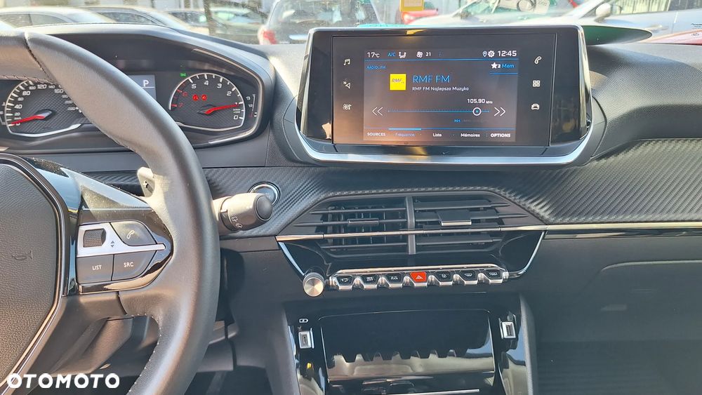 Peugeot 2008 1.2 PureTech Allure S&S EAT8 - 8