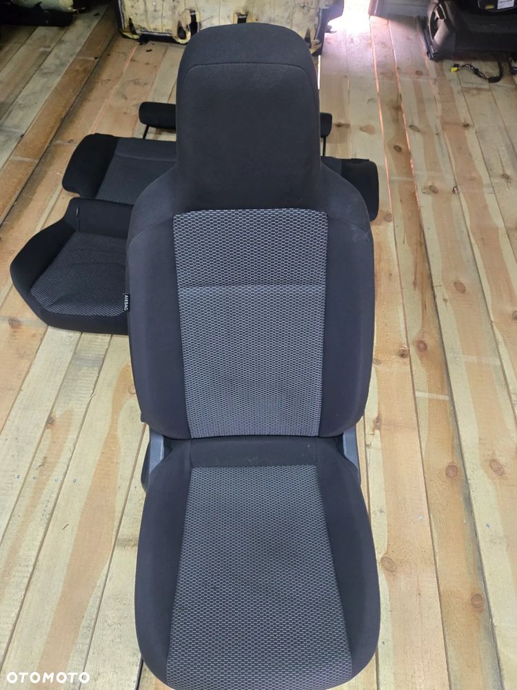SEAT MII FOTEL PASAŻERA PRAWY