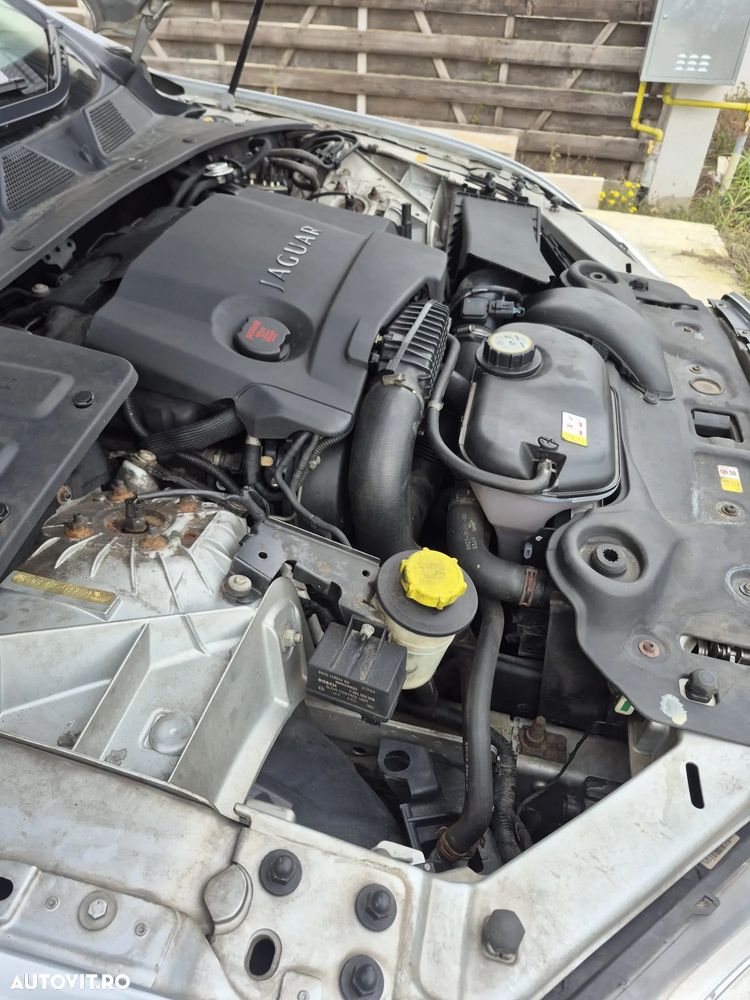 Jaguar XJ 3.0 V6 Portfolio Aut LWB - 11