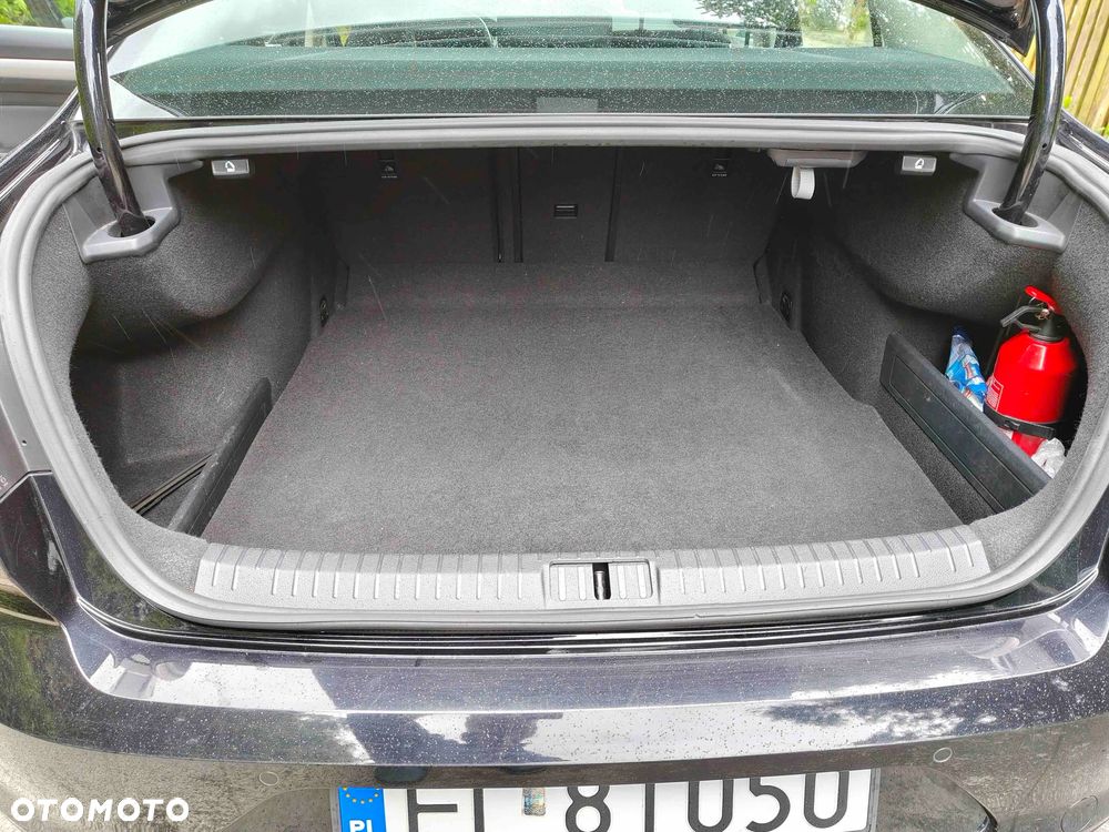 Volkswagen Passat 2.0 TDI BMT Comfortline DSG - 14