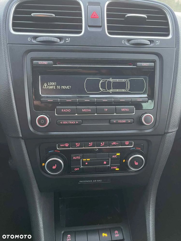 Volkswagen Golf 1.6 TDI DPF BlueMotion Technology MATCH - 15