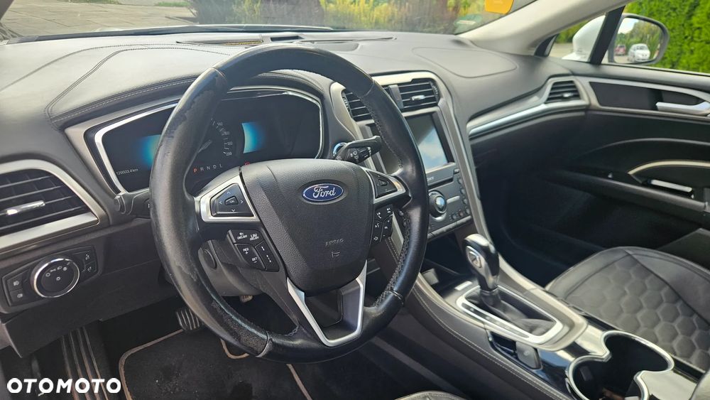 Ford Mondeo 2.0 Hybrid Vignale - 10