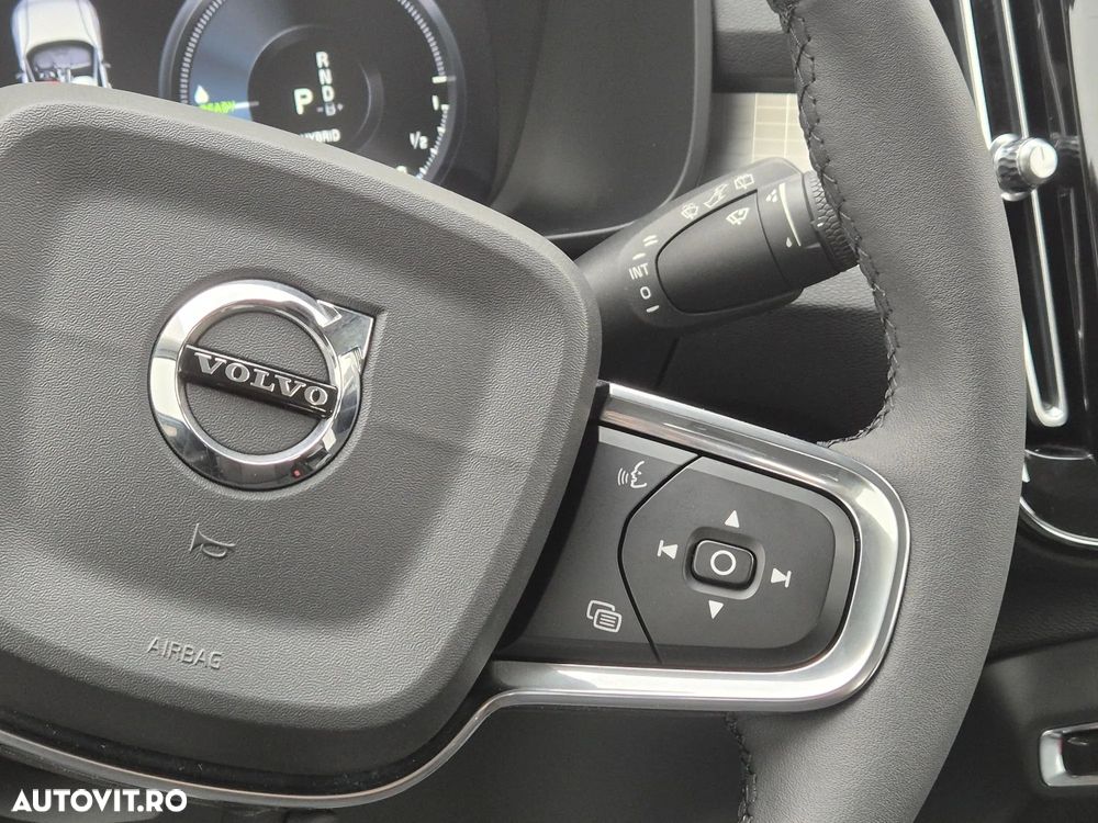 Volvo XC 40 Recharge T5 Twin Engine AT7 Inscription - 16