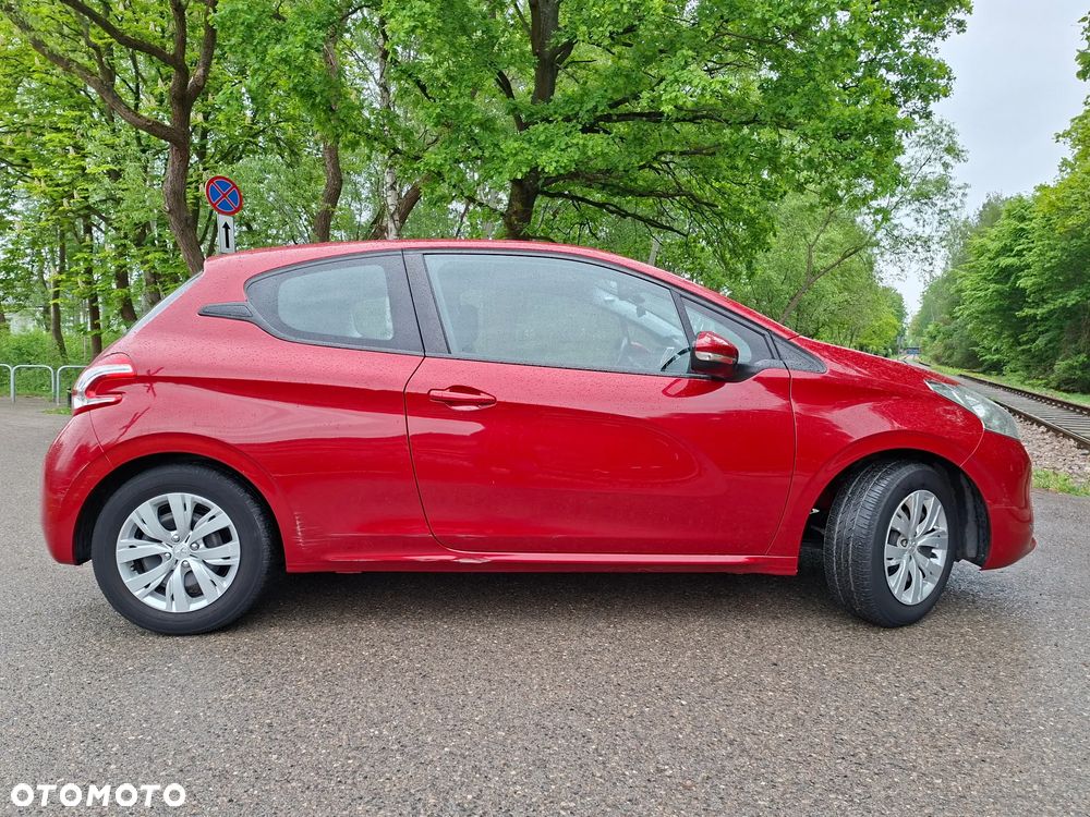 Peugeot 208 1.2 PureTech Active - 10