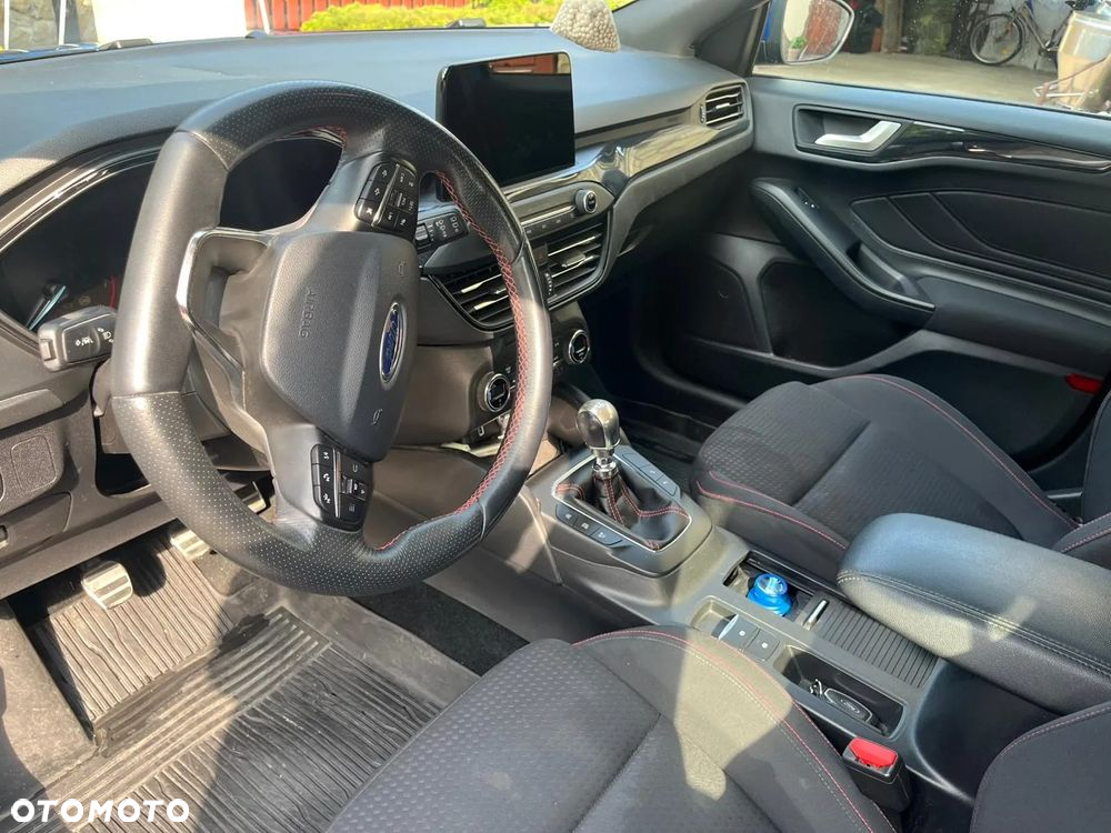 Ford Focus 1.5 EcoBoost ST-Line Business - 10