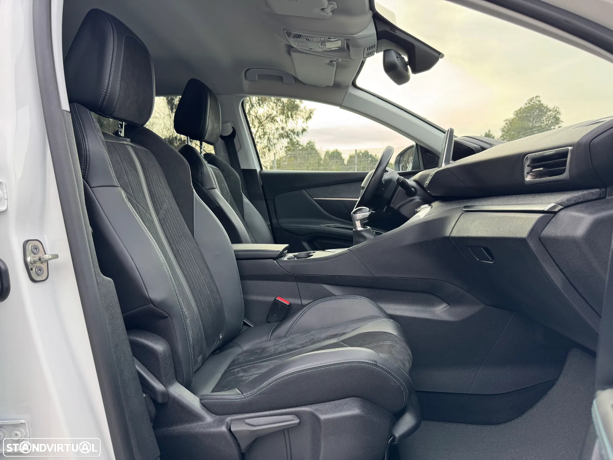 Peugeot 3008 PureTech 130 Stop & Start Crossway - 37