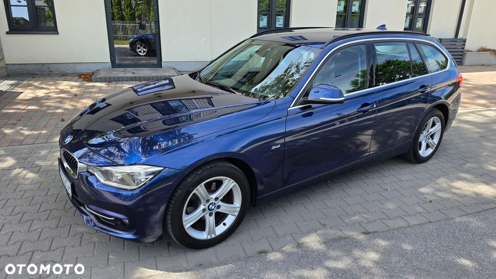 BMW Seria 3 320i xDrive Sport Line Shadow sport - 30