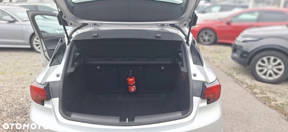 Opel Astra 1.2 T Elegance S&S - 16