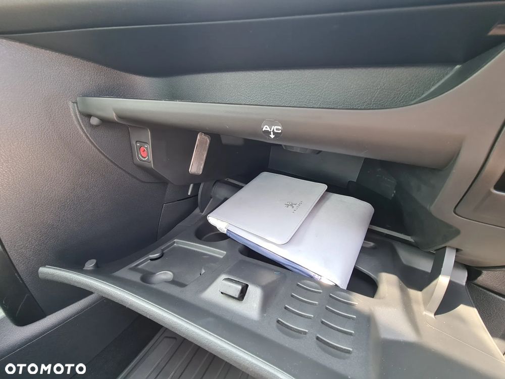 Peugeot 207 CC 120 VTi Sport - 37