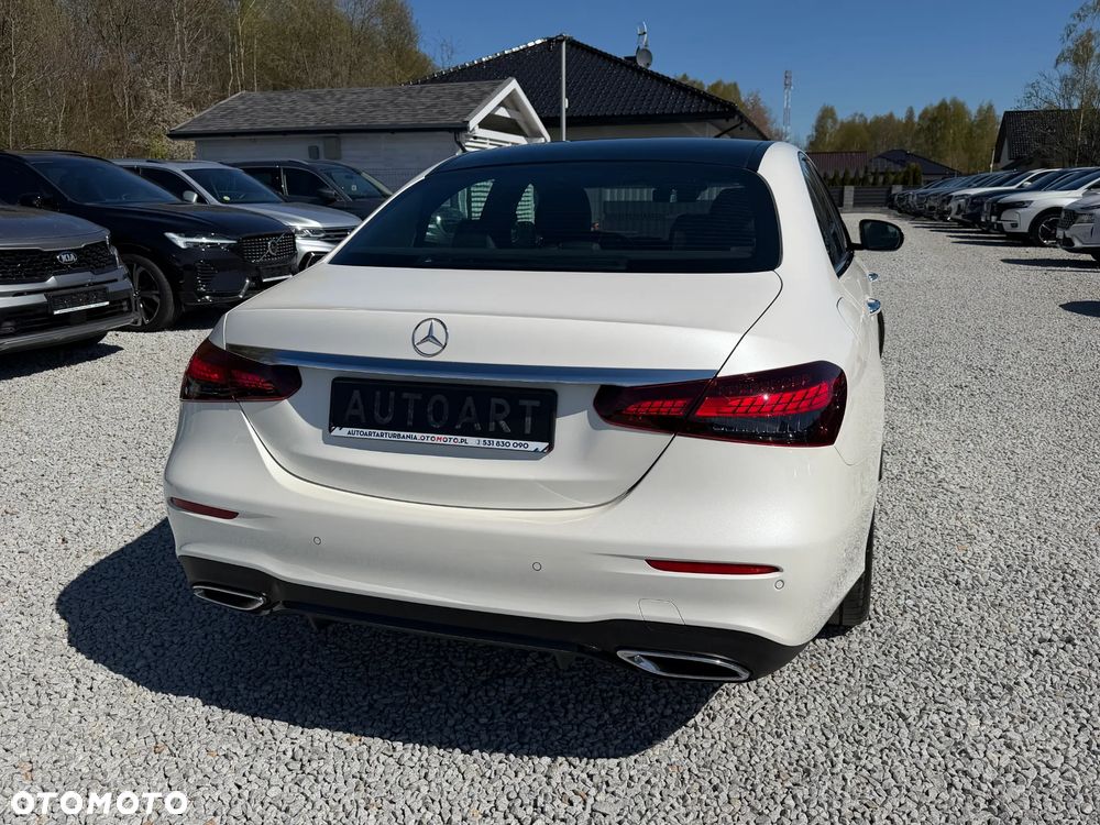 Mercedes-Benz Klasa E 220 d 9G-TRONIC AMG Line - 13