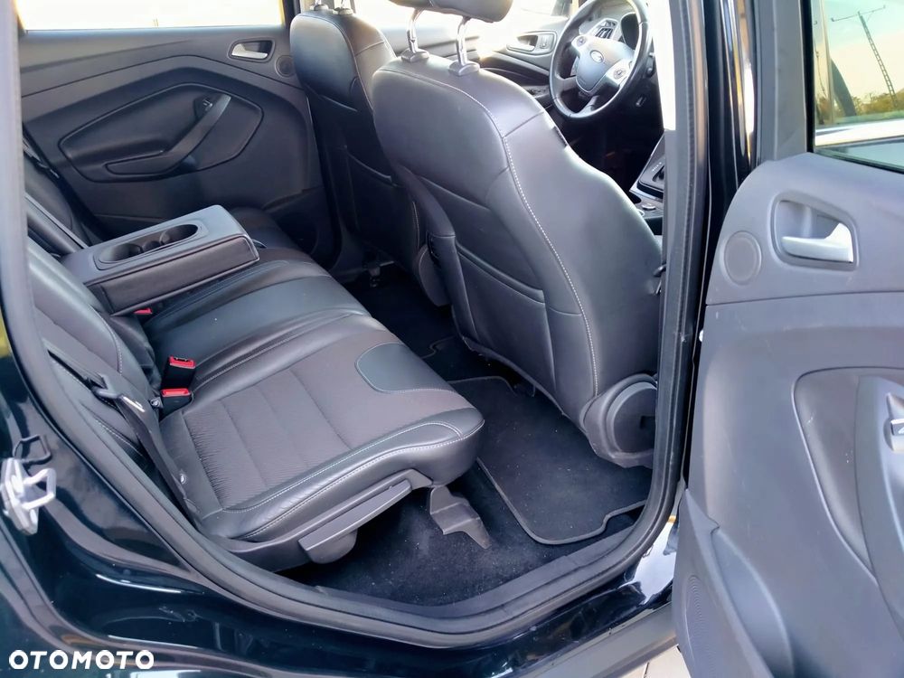 Ford Kuga - 14
