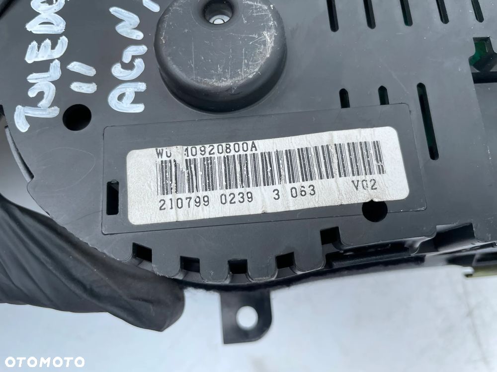 LICZNIK ZEGARY SEAT TOLEDO II 1M0920800A VDO - 3