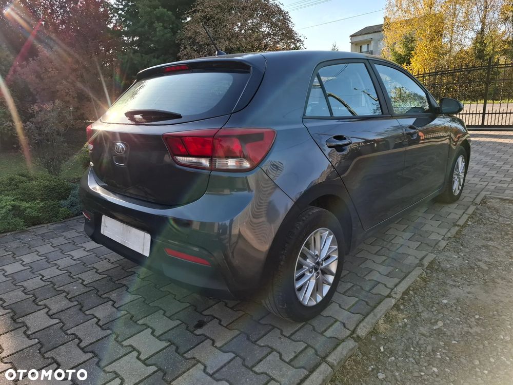 Kia Rio 2018 photo 4