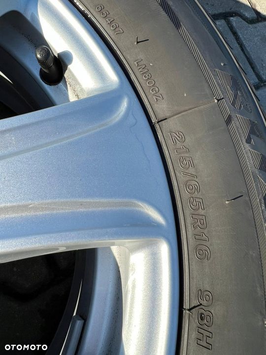 Całe koła Zima Bridgestone 215/65R16  8U0601025Q - 3