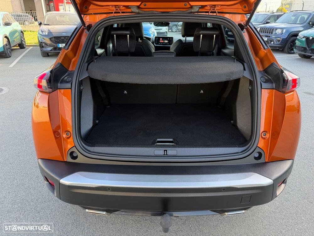 Peugeot 2008 1.2 PureTech GT Line EAT8 - 26