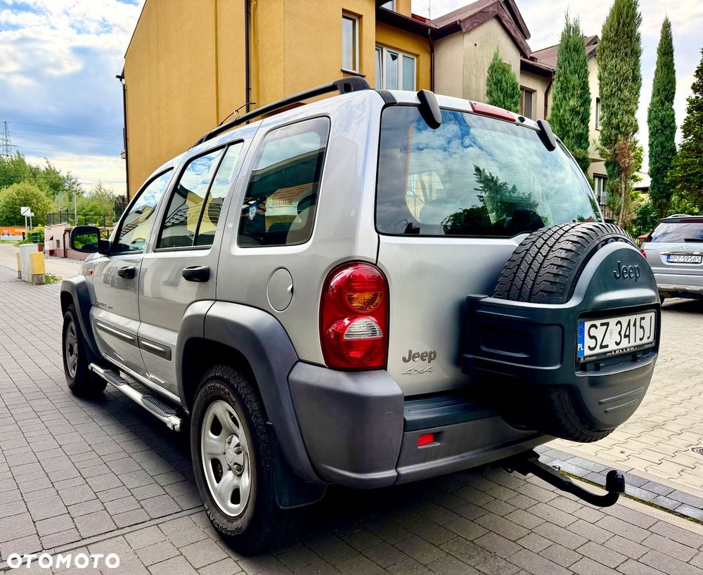 Jeep Cherokee 2.8L CRD Sport - 6