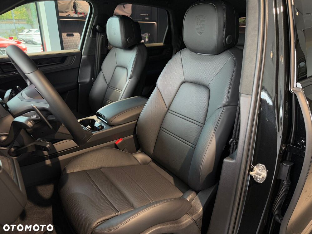 Porsche Cayenne - 20