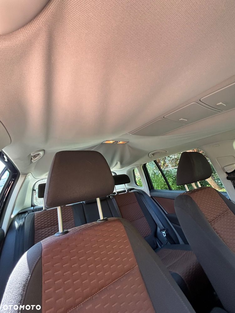 Volkswagen Tiguan - 25