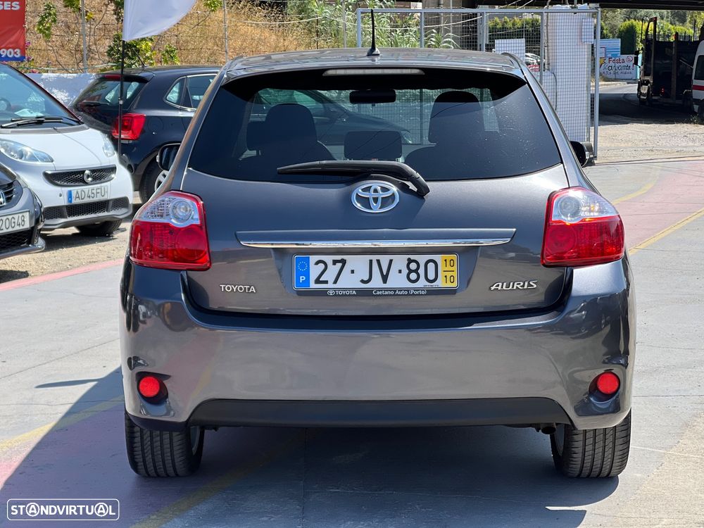 Toyota Auris 1.4 D-4D Sol - 3