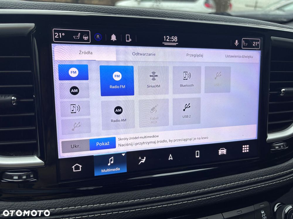 Chrysler Pacifica - 32