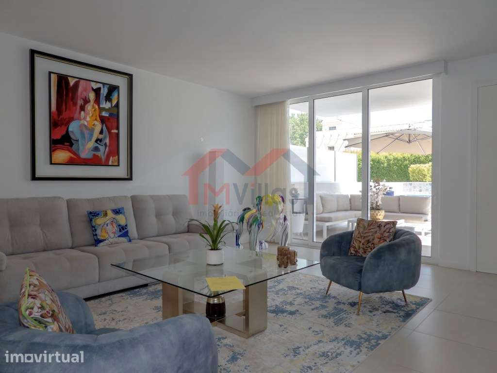Moradia V4 com piscina a 4 minutos da praia - Albufeira - Grande imagem: 3/34