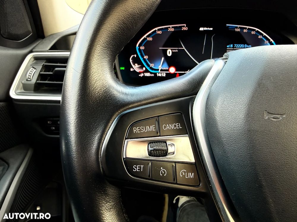 BMW Seria 3 330e AT PHEV - 12