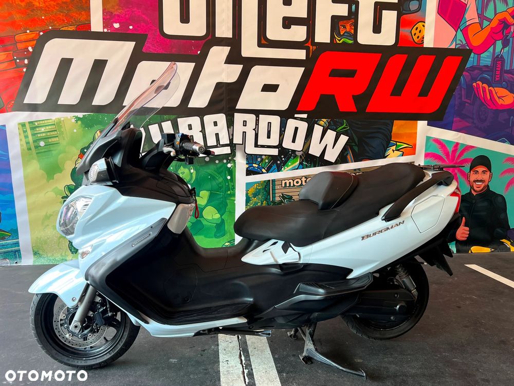 Suzuki Burgman - 14
