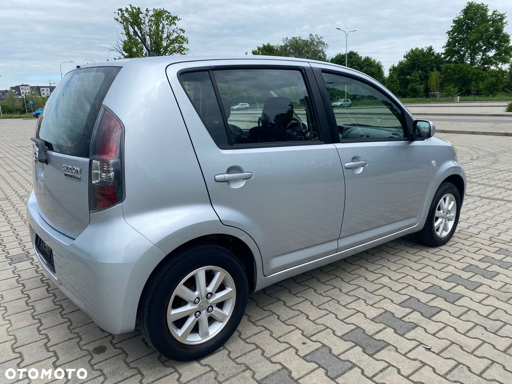 Daihatsu Sirion 1.3 - 3