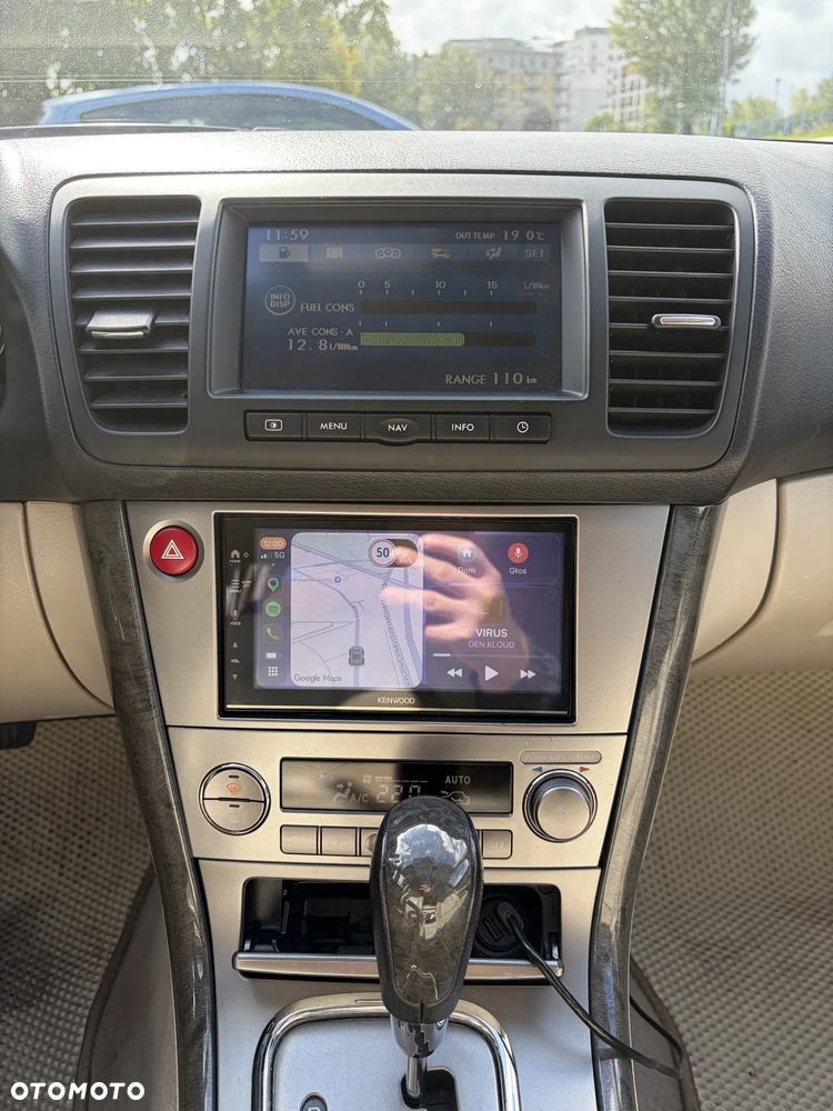Subaru Outback 3.0 H6 - 17