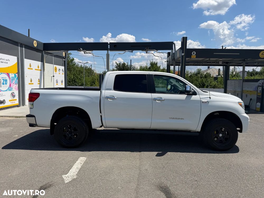 Toyota Tundra - 5