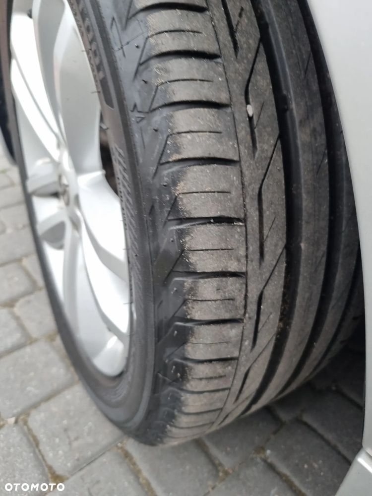 Opel Vectra GTS 1.9 CDTI - 26