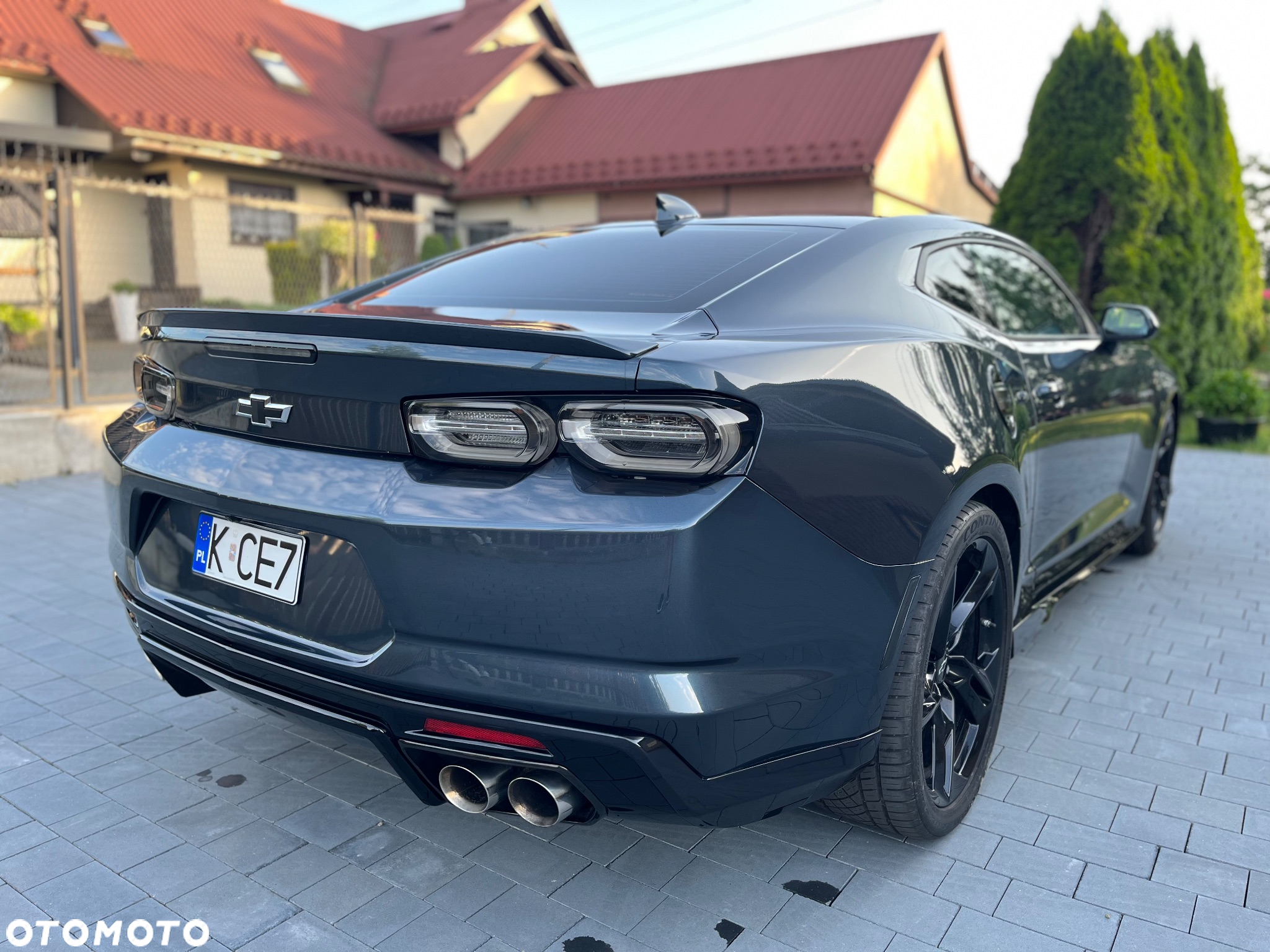 Chevrolet Camaro - 2