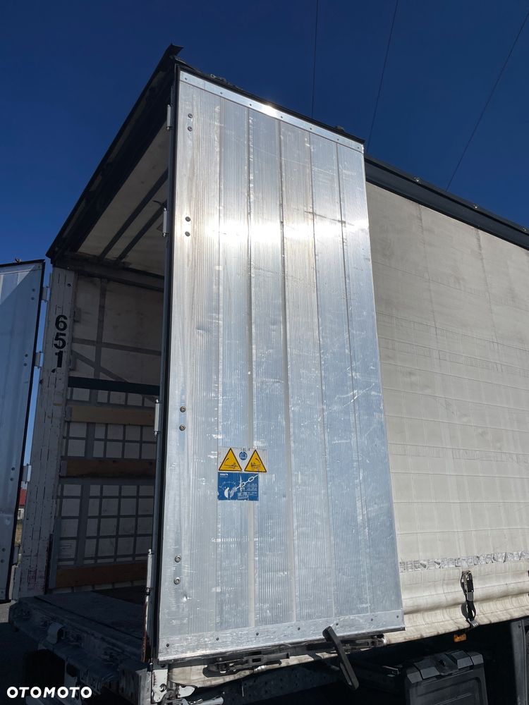 Schmitz Cargobull - 18