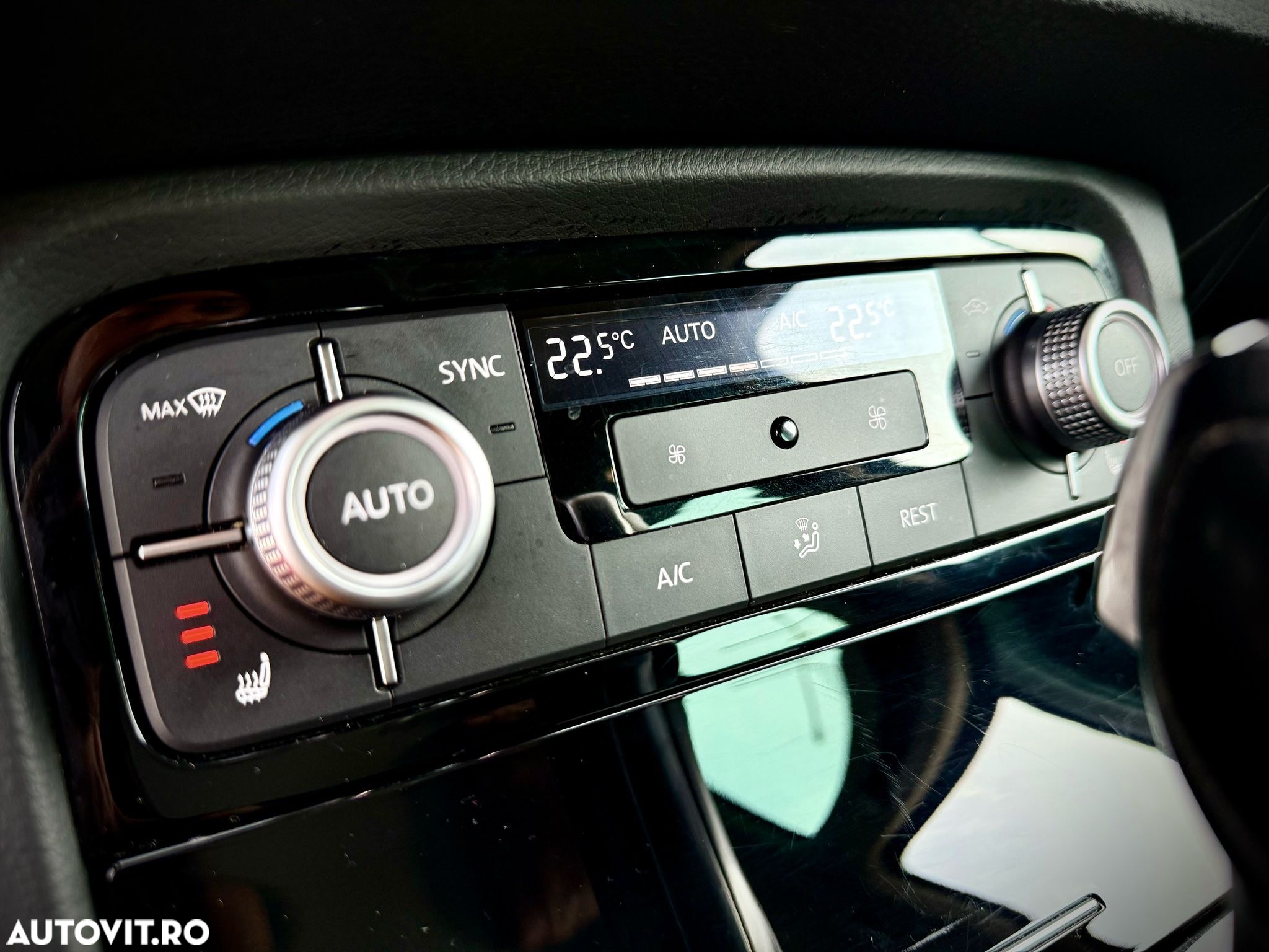 Volkswagen Touareg 3.0 V6 TDI BMT - 2