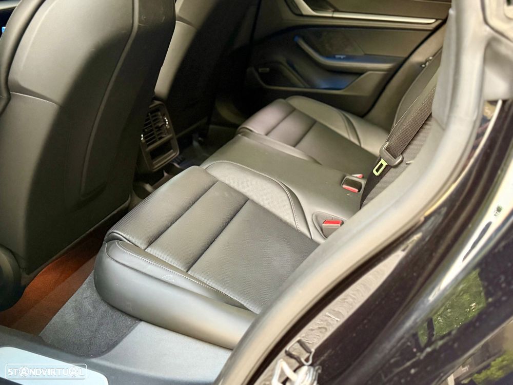 Porsche Taycan Sport Turismo 4S - 34