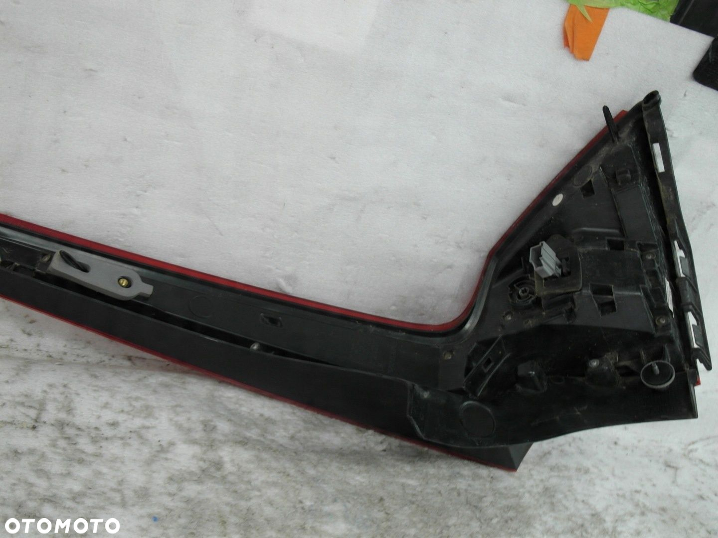 VOLVO V90 LAMPA TYLNA LEWA - 6