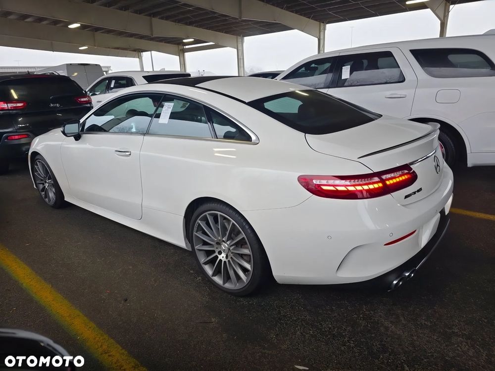 Mercedes-Benz Klasa E AMG 53 4-Matic+ - 5