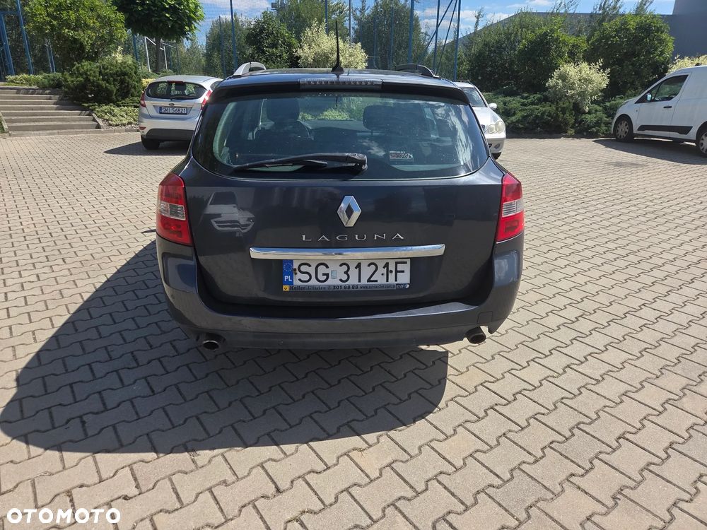 Renault Laguna - 8