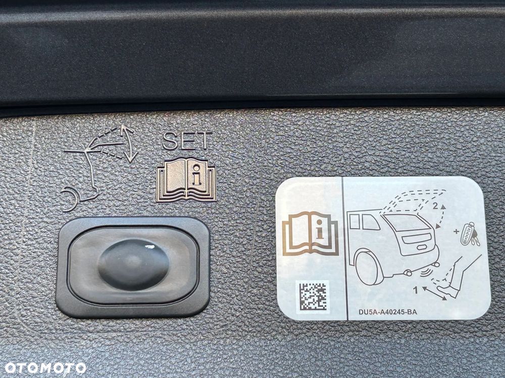 Ford Kuga 2.0 TDCi 4x4 ST-Line - 40