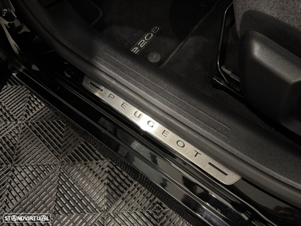 Peugeot e-208 50 kWh SE Style - 46